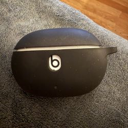 Beats Studio Buds