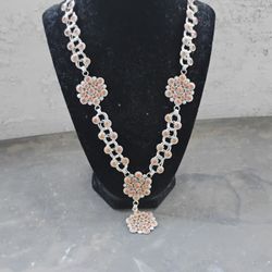 Cluster Necklace 