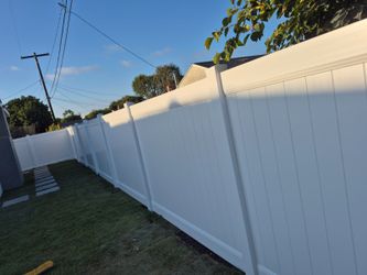 Vinyl fence