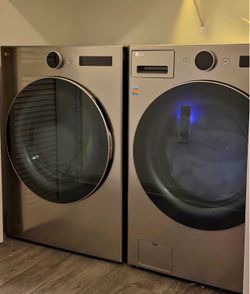 LG Smart washer & dryer