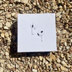 AirPods Pro (3rd Gen) - Brand New / Like New
