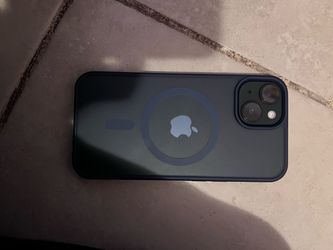 Apple iPhone 14 in Black MagSafe Case