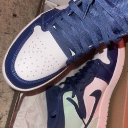 Jordan 1 Mid “Blue Mint”