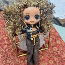 BEAUTIFUL  DOLL LOL $8