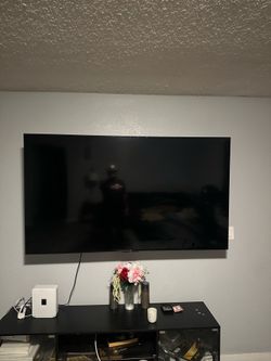 85 inch Tv