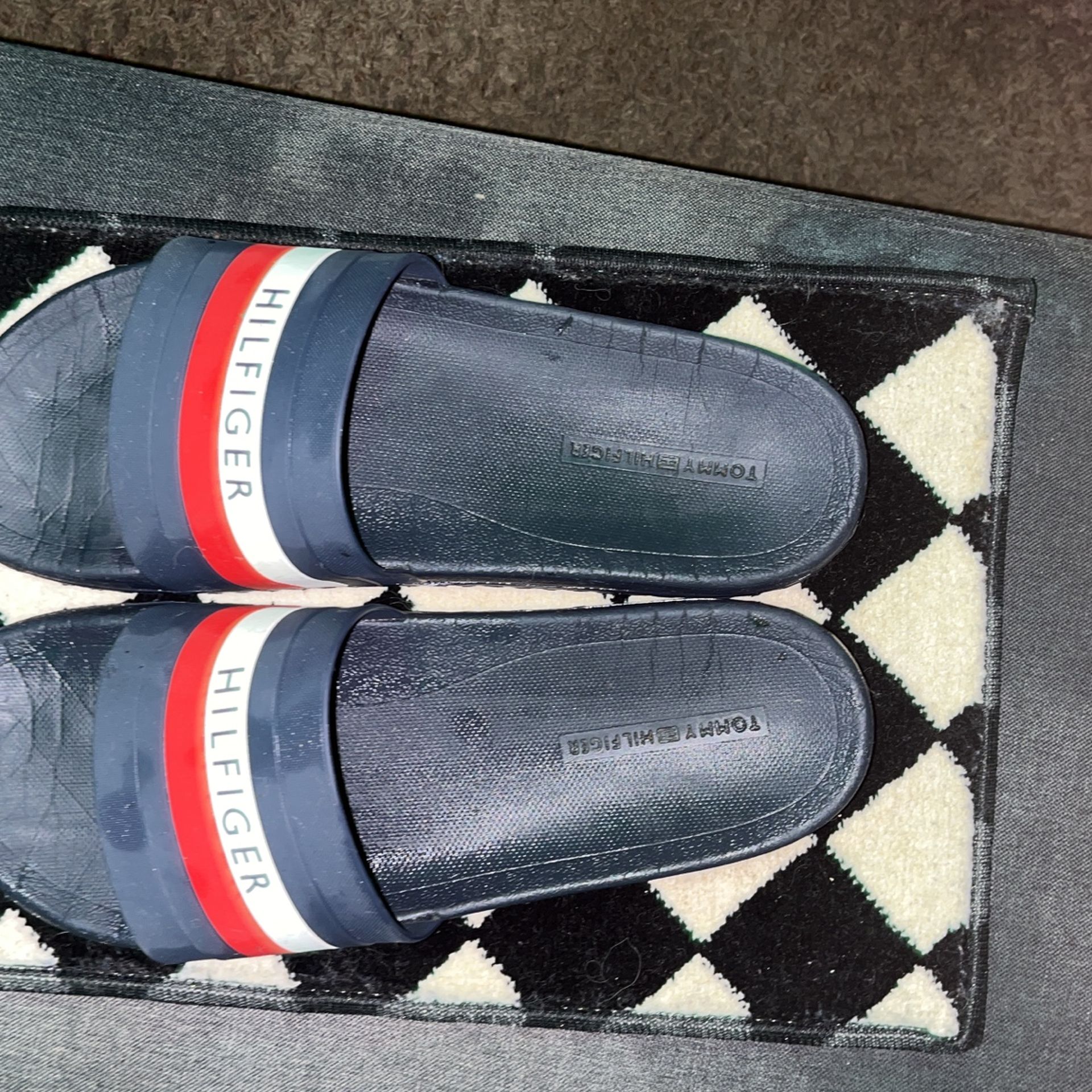 Tommy Hilfigwr Slide Size 10