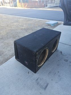 Dual 12 inch Subwoofer Box