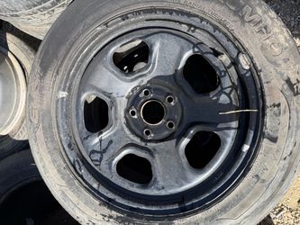 One steel rim wheel 2018 Ford Explorer size:18