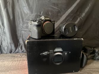 Sony A7RV Bundle