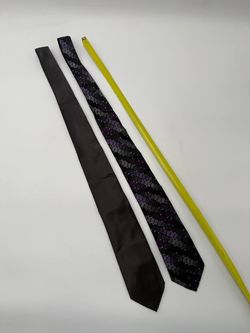 Lot of 2 Mens Neckties Arrow USA & Kenneth Cole Reaction Purple Gray