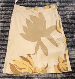 Women's Banana Republic skirt, brown floral, size 10
