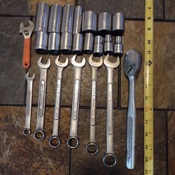 Lot of Craftsman Tool Set: Wrenches, Sockets, Crescent Wrench, Ratchet