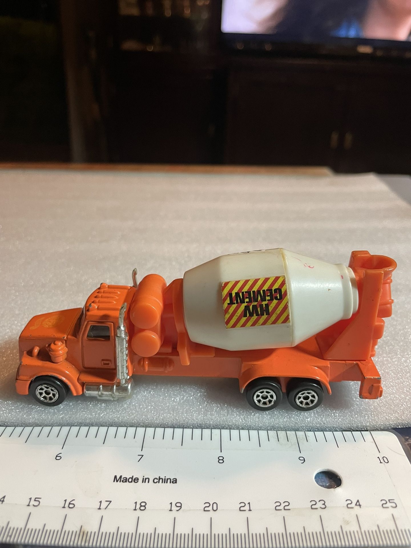 Cement Mixer 1/64 Scale Diecast