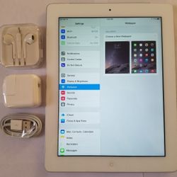 iPad 4, Wi-Fi Internet Access,  ICloud Unlocked,  Excellent Condition. Like New 