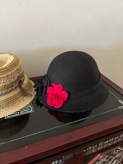 Women’s hats