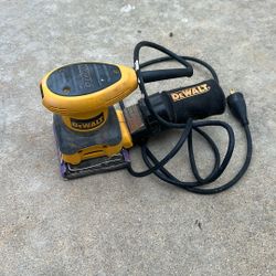 Dewalt Sander 