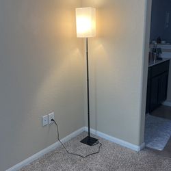 2 Lamps And led Lights That Change Color.