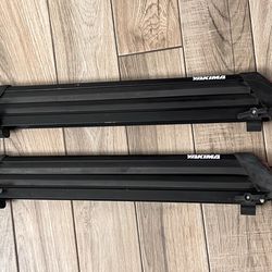 Yakima Ski & Snowboard Car Roof Rack with Locks