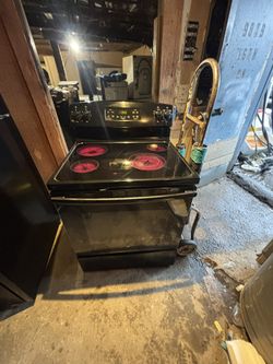 Ge Stove On Good Working Condition