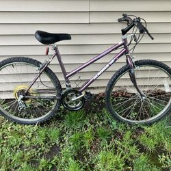 Women’s 26 inch mountain bike
