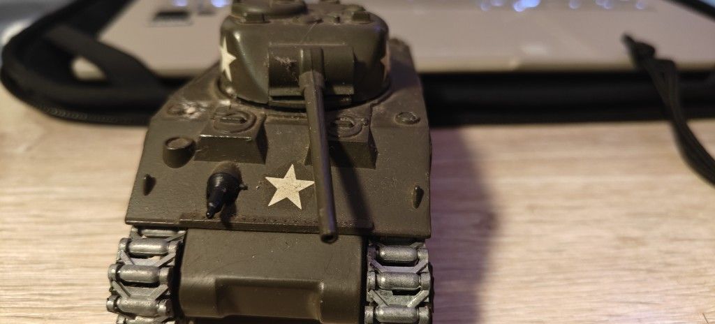 Solido diecast Tank + auto Artillery Vehicle 