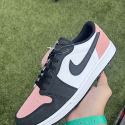 Jordan 1 Low Coral 