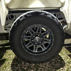 17s and 33s