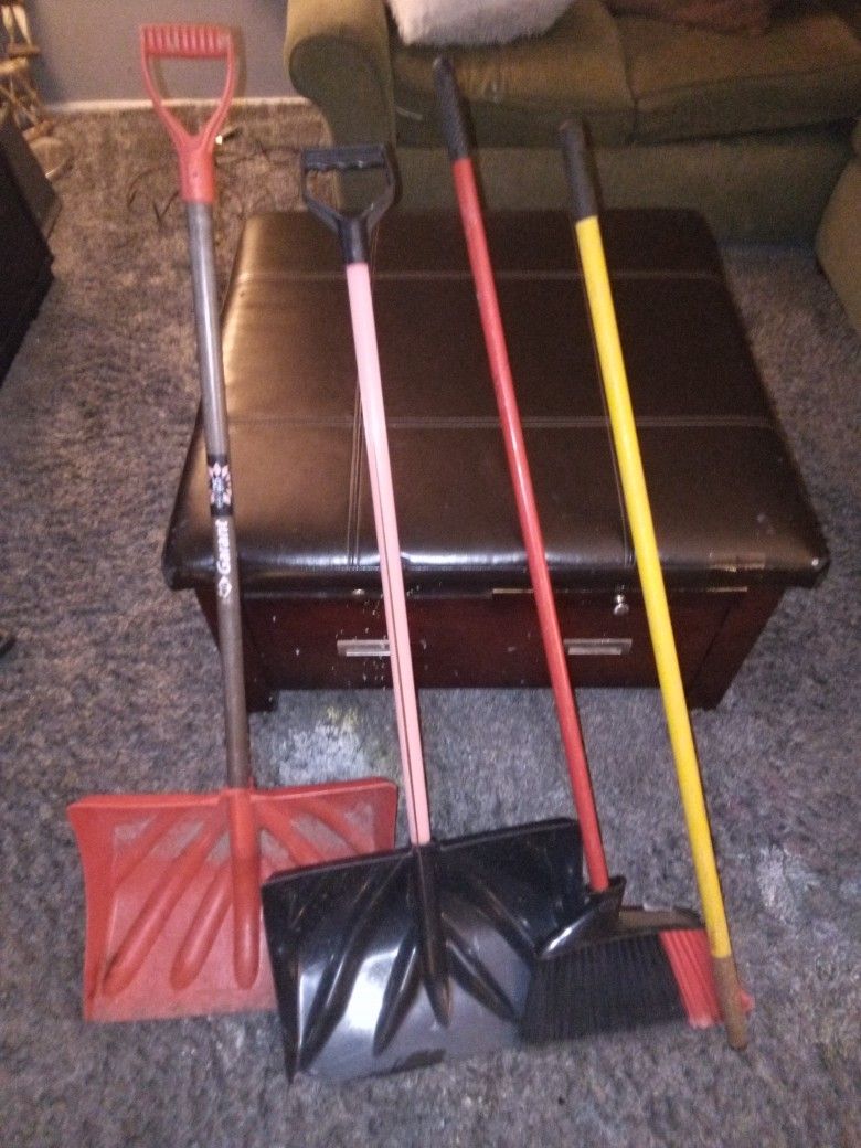 SHOVELS, BROOM, AND REUSABLE POLE
