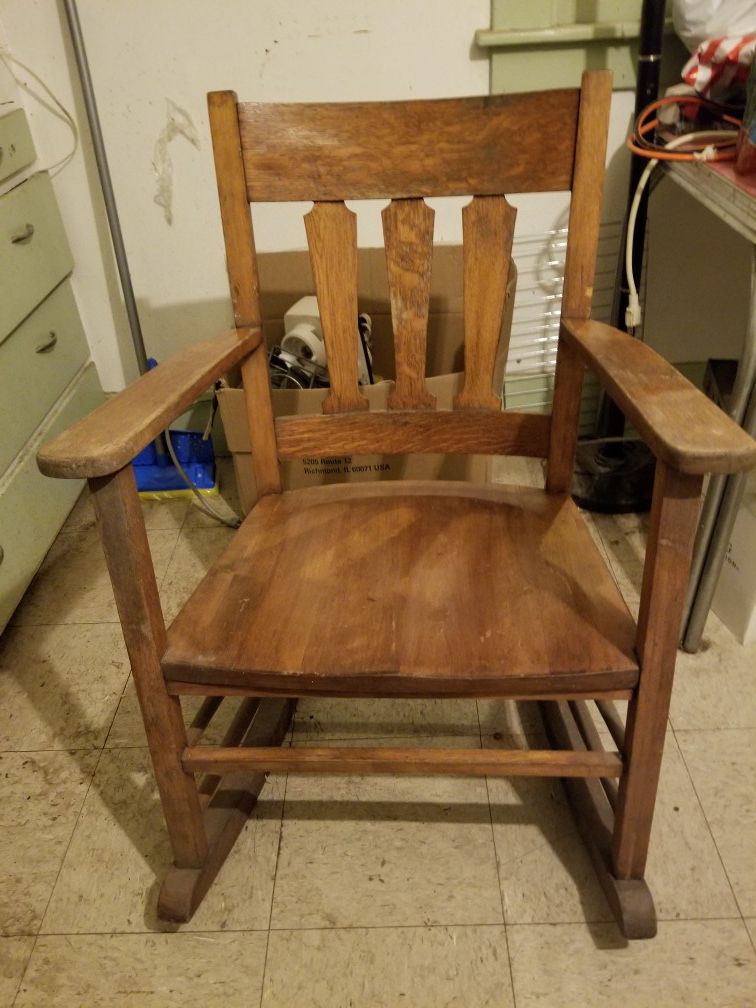 Mission Oak, Antique solid wood Rocking chair