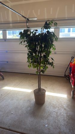 Artificial tree