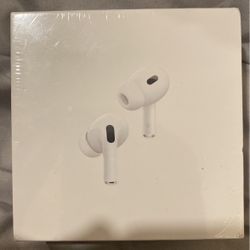 AirPods Pro (2nd generation) with MagSafe Case