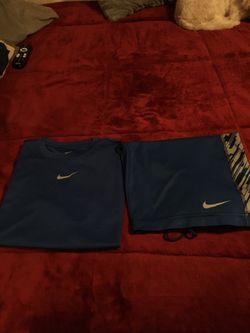 Boys Nike dri fit shirt and shorts size youth large