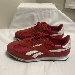 Women Reebok Retro Red Sneakers size 7.5 NEW NO BOX 