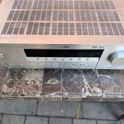 Yamaha Receiver 