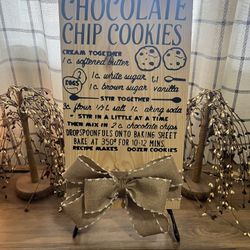 Chocolate Chip Cookie Decoration