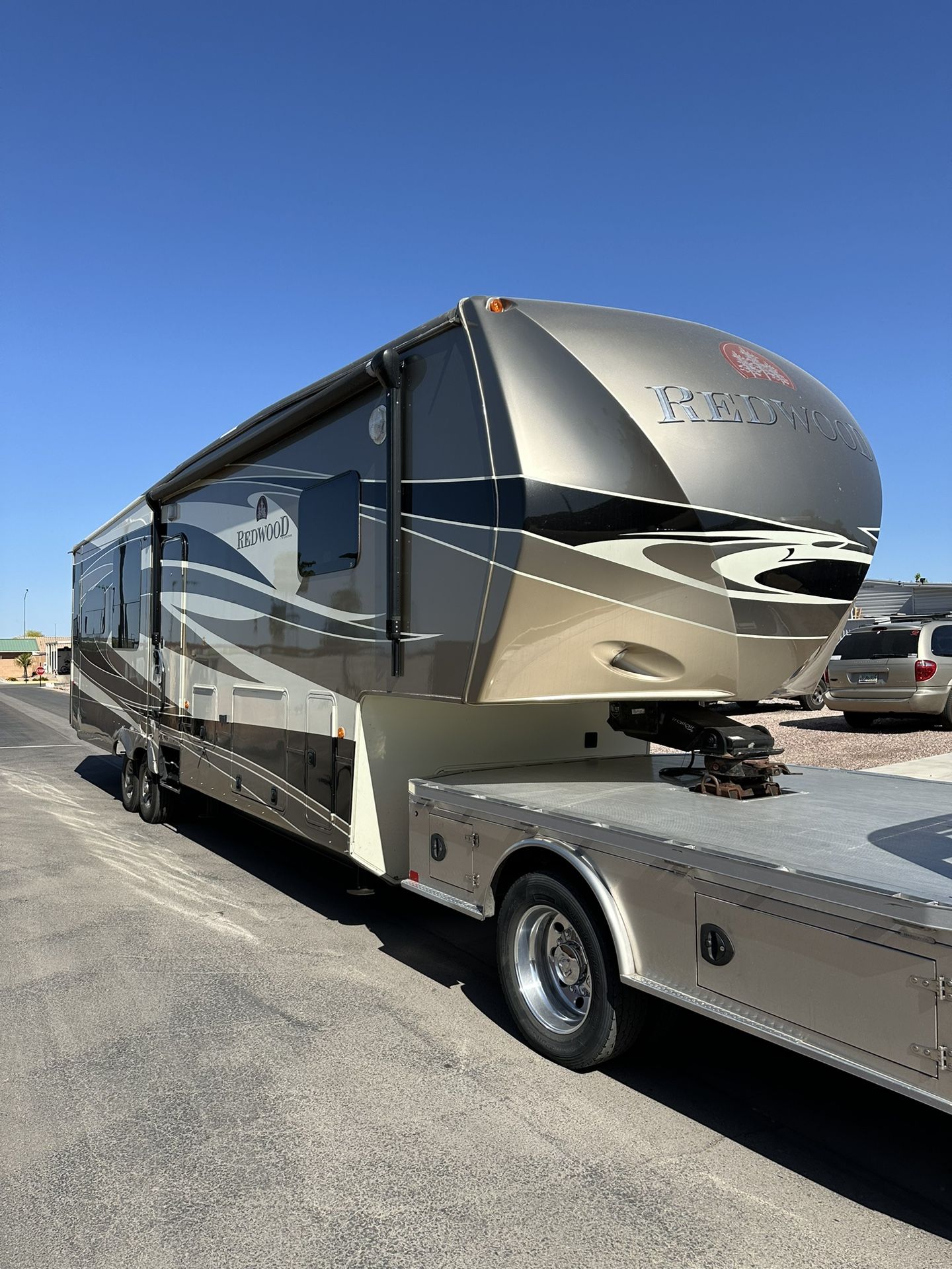5th Wheel Hauling