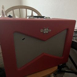 Fender Vaporizer Pawn Shop Series Rocket Red 12-watt 2x10”