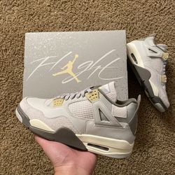Air Jordan 4 Retro SE “Craft Photon Dust” Men Sizes 