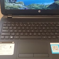 HP 15.6 TouchScreen Laptop 