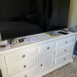White Dresser