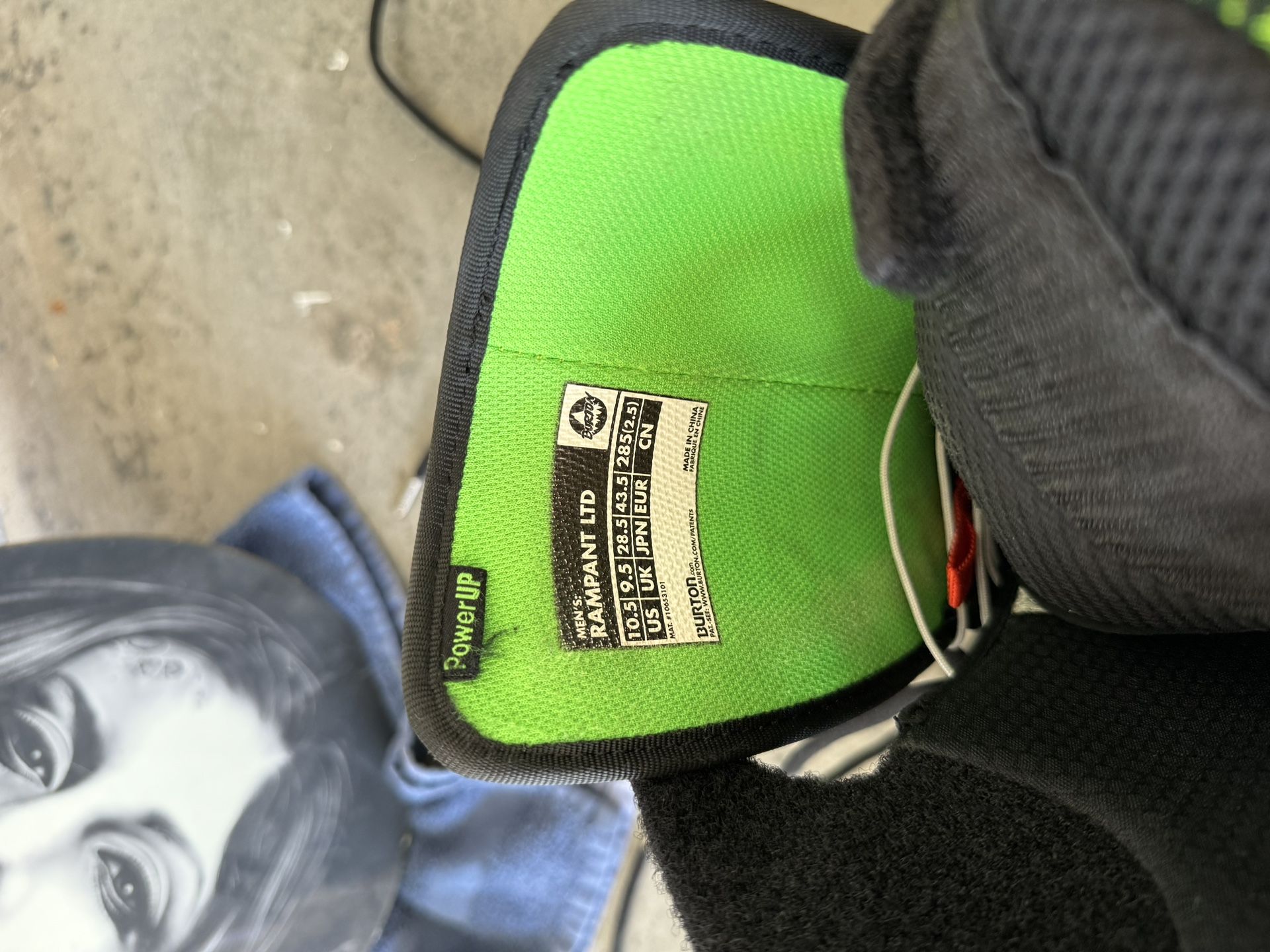 Burton Nug Snowboard + Cartel EST Bindings + Burton Boots