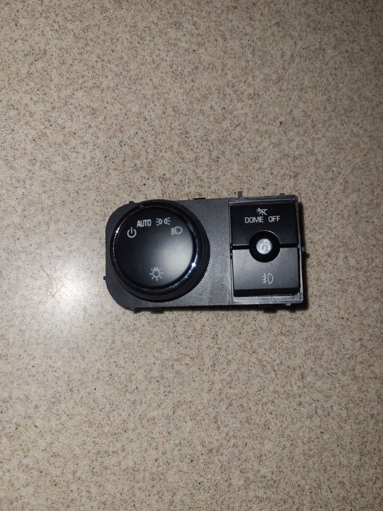 HEADLIGHTS SWITCH