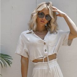 New With Tags Crop Top Beige Button Up Small 