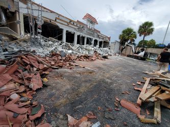 Escabadora .................