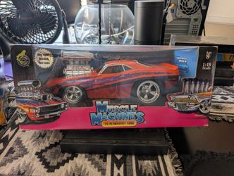 1970 Plymouth Cuda Diecast Car Muscle Machines