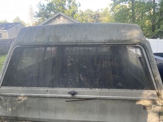 Square Body 8 Foot Truck Cap