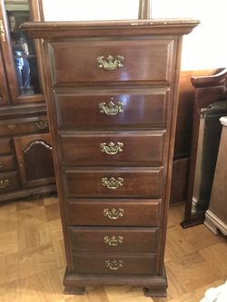 Vintage Dixie bedroom set includes tall boy chest of drawers, two nightstands and double dresser with mirror