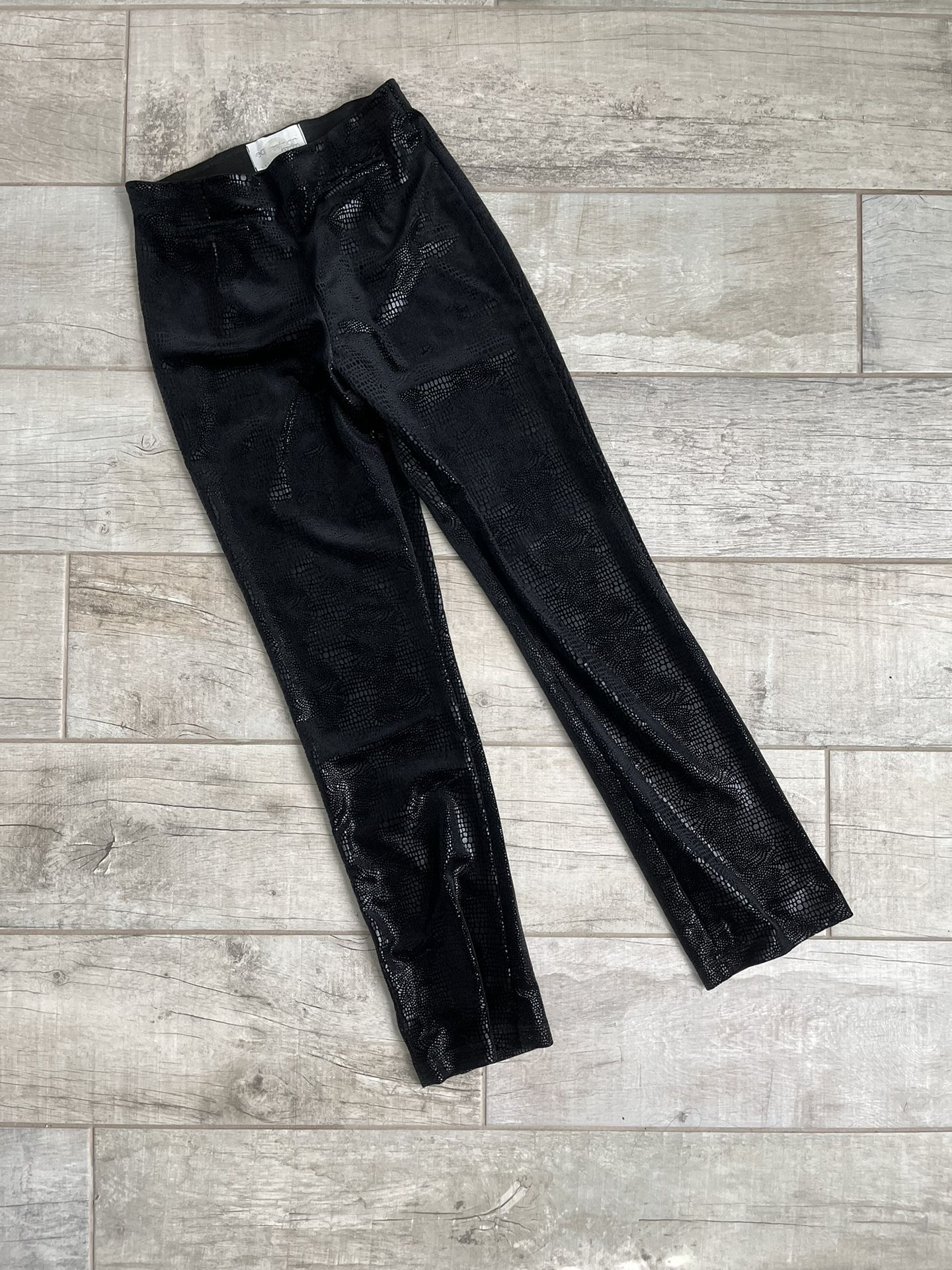 Equestrian Designs Black Pants Size S