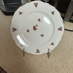Vintage Winterling Bavaria Porcelain Plate with Rosebud Design and Gold rim