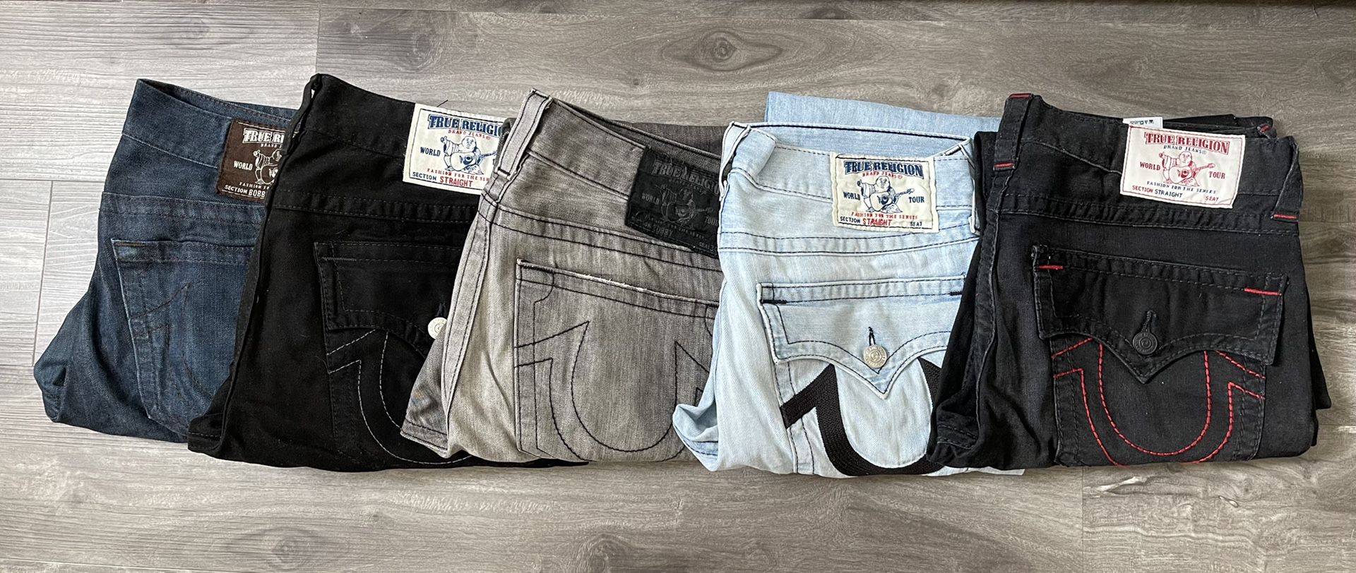True Religion Jeans (5pairs) 2 Bobby / 3 Straight Fit 